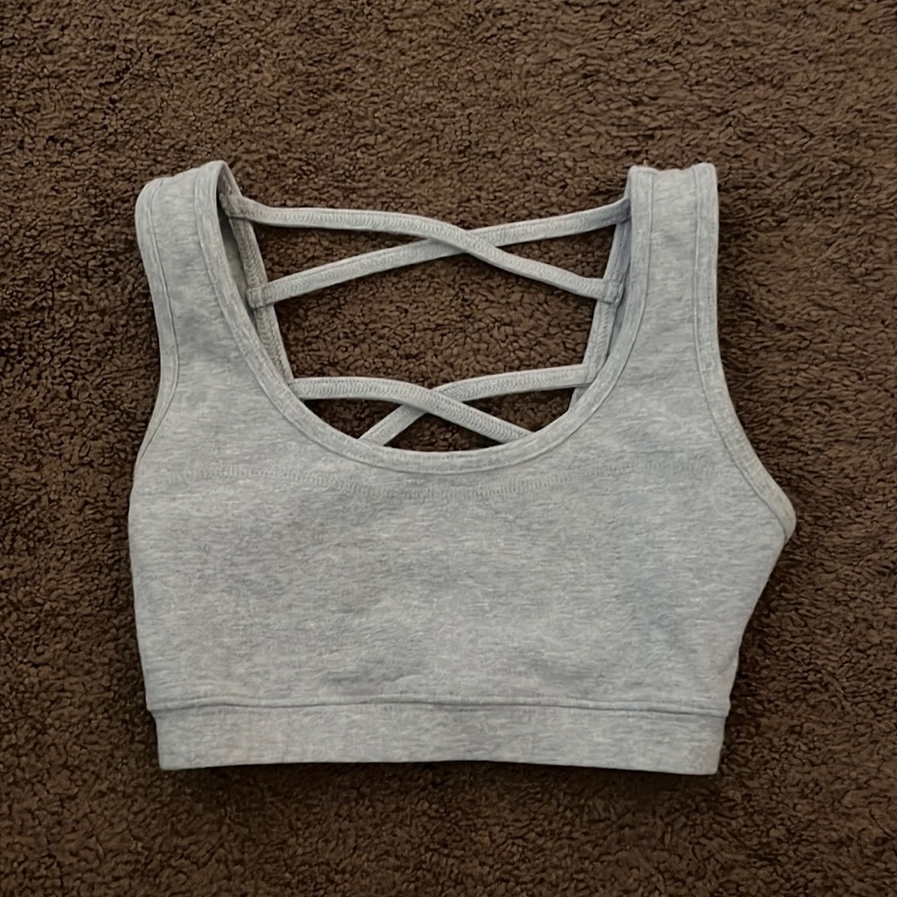 Criss Cross Sports Bra